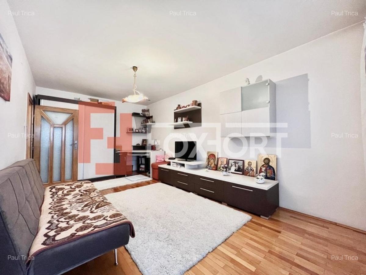 Apartament cu 3 camere, etaj 5 de vanzare, zona Lunei - 11