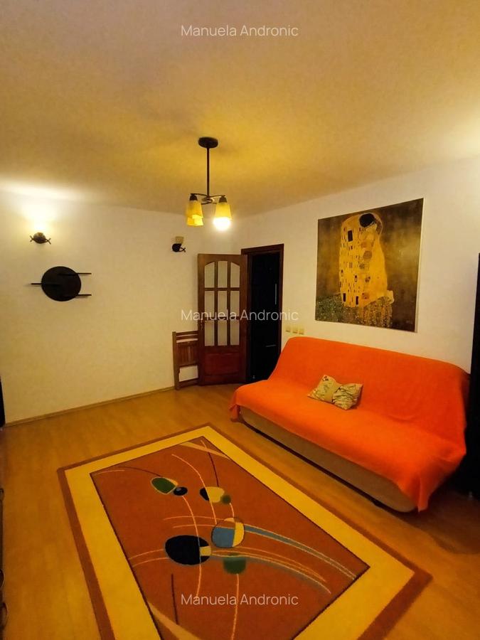 Doua camere,etaj 1 Pacurari-Alpha Bank,liber - 8