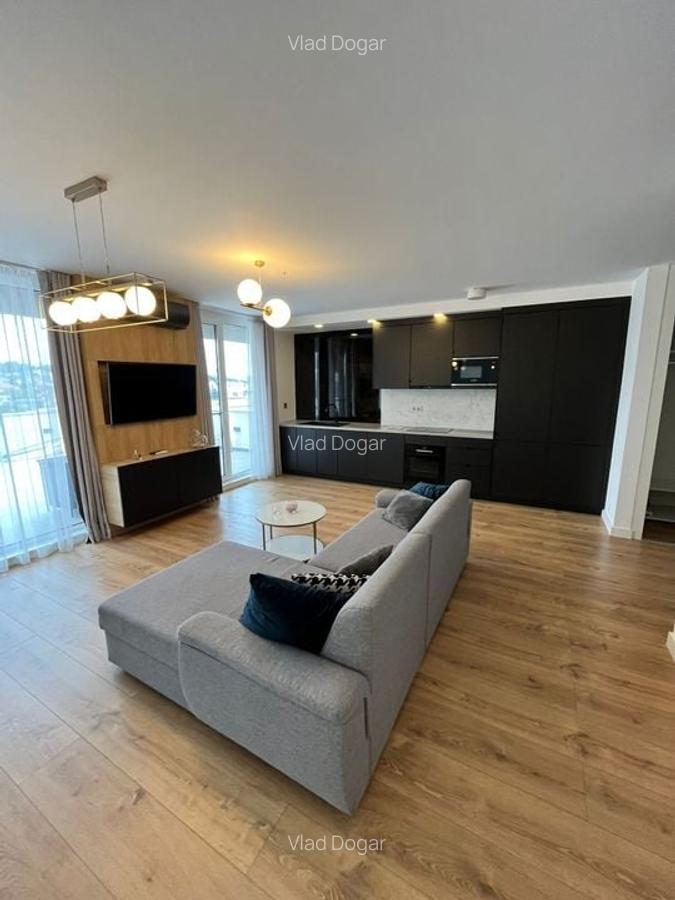 Penthouse 4 camere, loc parcare, zona Gheogheni- str. Septimiu Albini - 2
