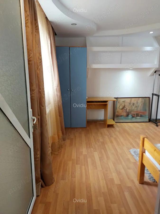 Camera cu baie proprie pentru fete, la vila in Centru, langa UMF - cladirea N.Leon, intrare separata - 10