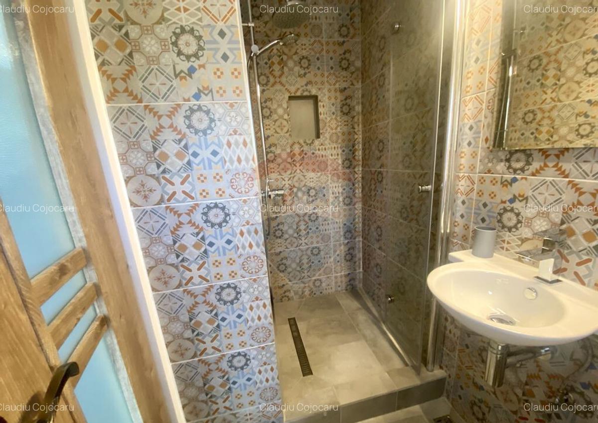 Vila cu farmec istoric in Bu?teni, pensiune sau locuin... - 32