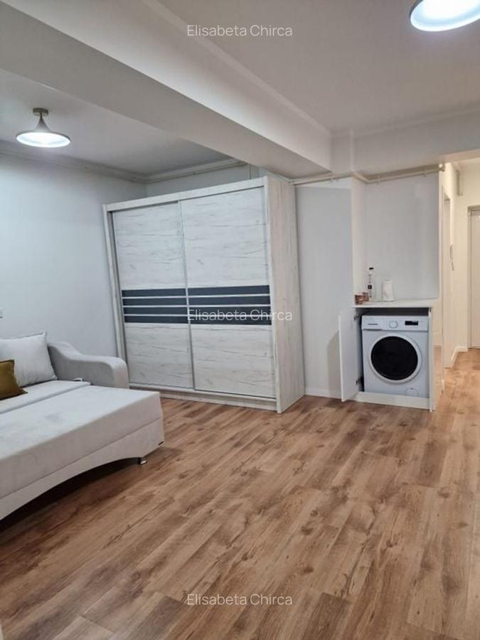 Zona Eroii Revolutiei  Brancoveanu  38 mp bloc nou mobilata parcare - 9