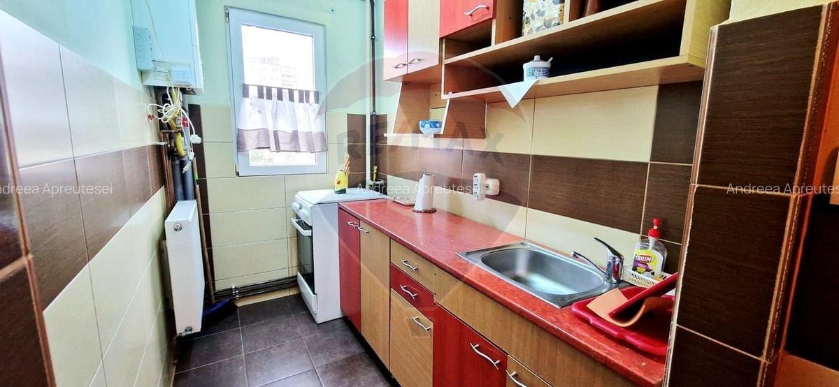 De inchiriat- Apartament 2 camere -Calea Aurel Vlaicu, Etaj 3 cu lift - 3