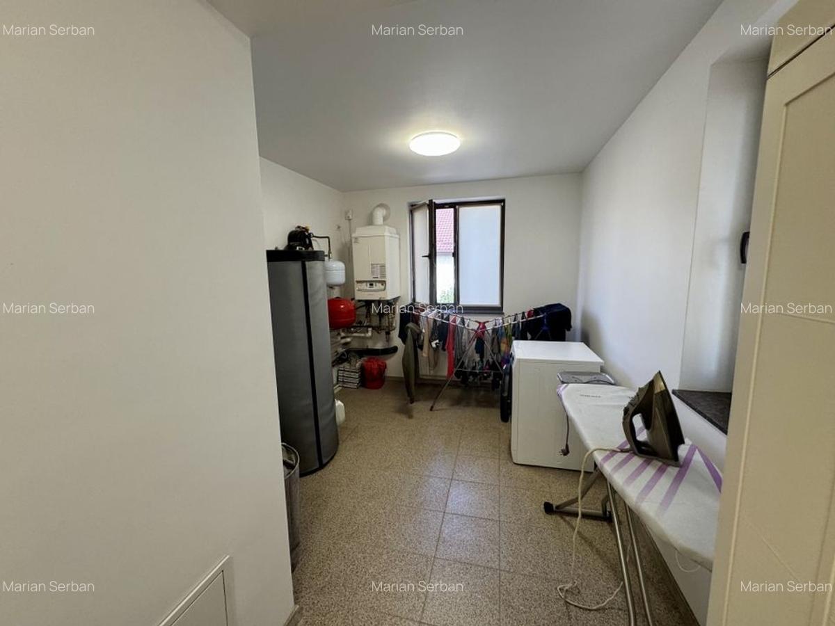 Berceni - VILĂ UNICAT, spațioasă, curte 1.000 mp, la 7 min metrou - 43