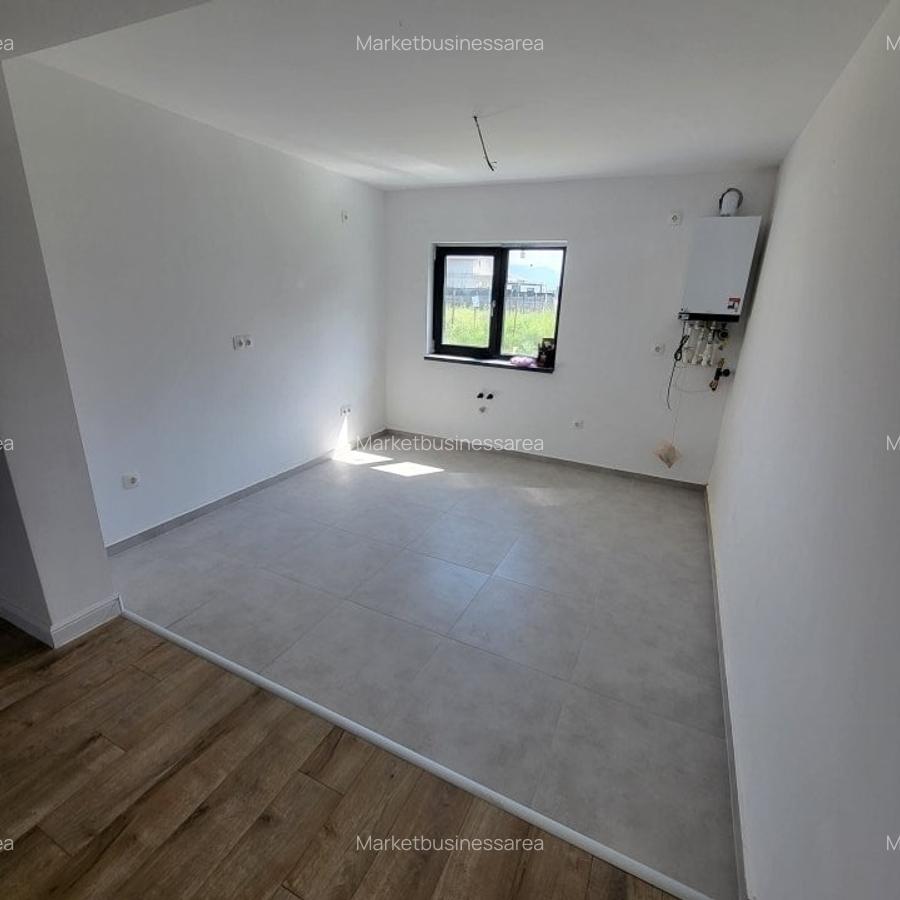 Complex 23 Case individuale in Cristian, 550 mp teren, caramida+beton - 4