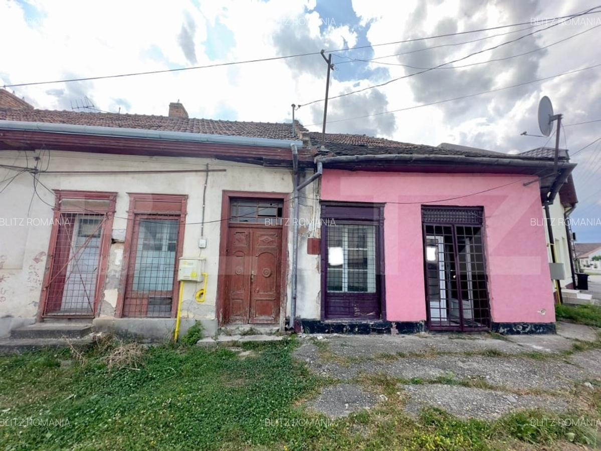 Casa de vanzare - zona Centrala din Ocna Mures - 2
