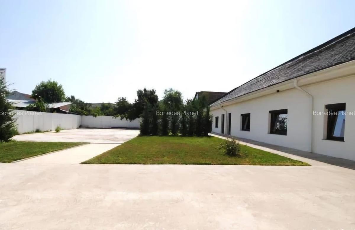 Casă cu 10 camere în Mehala - 11