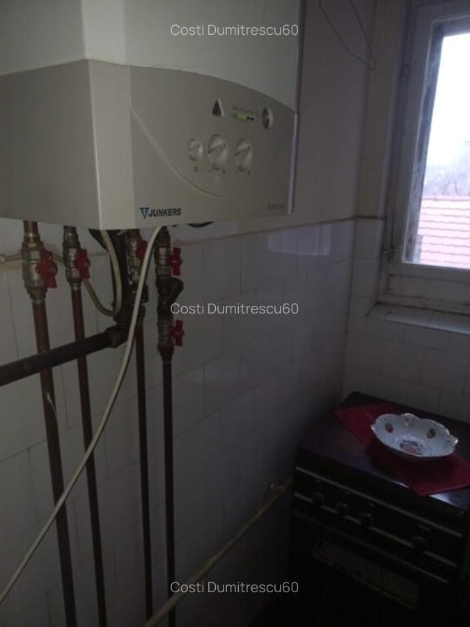 Poprietar inchiriez Ap.2 camere Kogalnicianu - 2