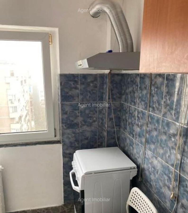 Dristor rond mihai bravu etaj 10 decomandat - 6