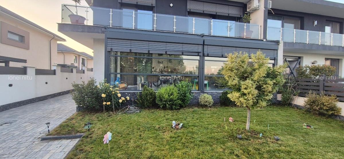 Casa 5 camere, 3 bai, 3 locuri de parcare, teren 302 mp, Tunari, vedere la lac - 4