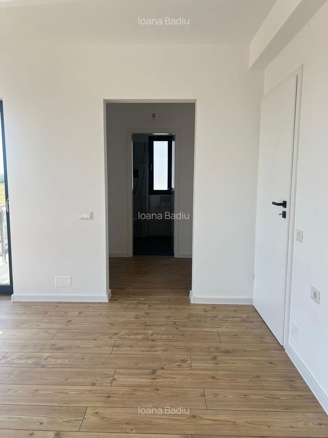 Vila individuala - 5 camere - 3 bai - beci- Teren 330 mp - 21