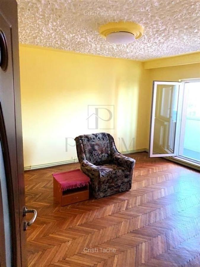 LIPOVEI - IULIUS MALL - ETAJ 3 - BLOC IZOLAT - 4 cam - 2 bai - 2 balcoane - cent - 4