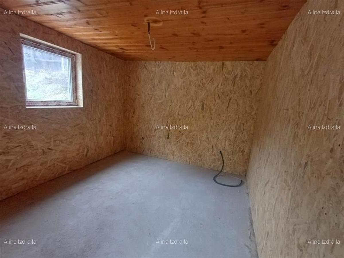 Casuta traditionala de vanzare in Saliste - 4