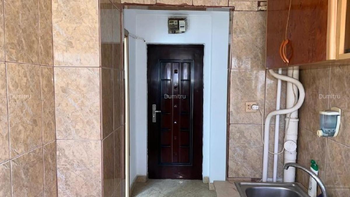 BERCENI - LUICA, Apartament cu 2 camere semidecomandate - 37 mp - etaj 9 - 8