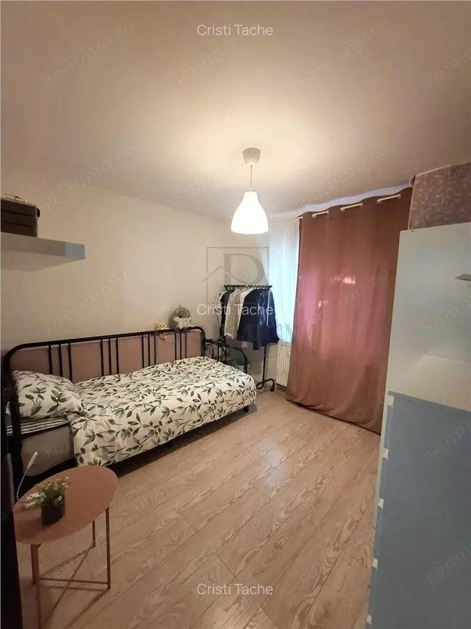 SOARELUI - ETAJ 2 - BLOC IZOLAT - 3 CAMERE - 2 BAI - 2 BALCOANE - CENTRALA PROPRIE - DECOMANDAT - 16 SOARELUI - ETAJ 2 - BLOC IZOLAT - 3 CAMERE - 2 BAI - 2 BALCOANE - CENTRALA PROPRIE - DECOMANDAT - 16