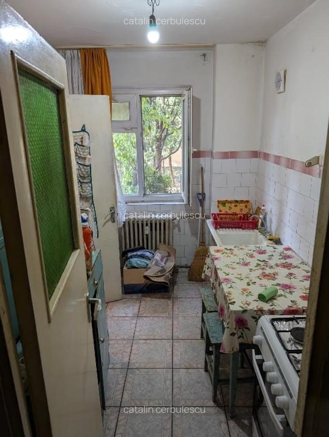 Apartament 3 camere, semidecomandat, zona restaurant Dacia - 9