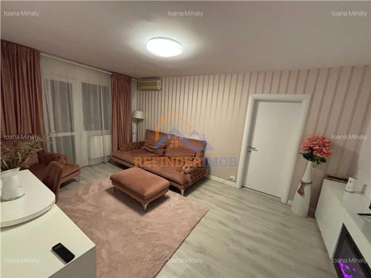 Apartament cu 3 camere semidecomandat, mobilat în Titan - 1