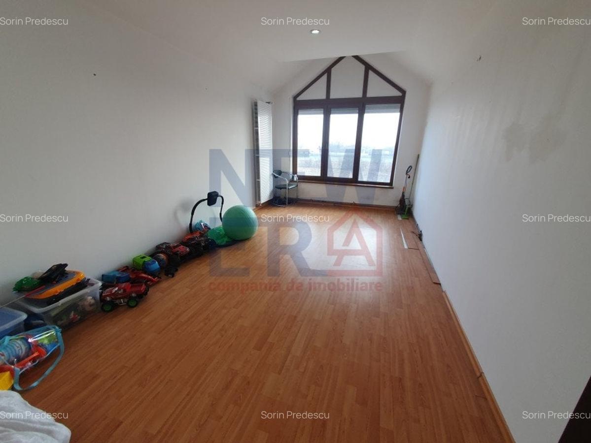 De vanzare vila cu piscina, langa teren golf - 14