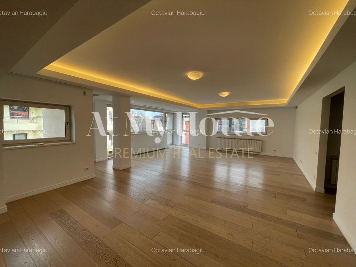 Apartament foarte spatios cu 6 camere, partial mobilat, 2 parcari, langa PARC - 5