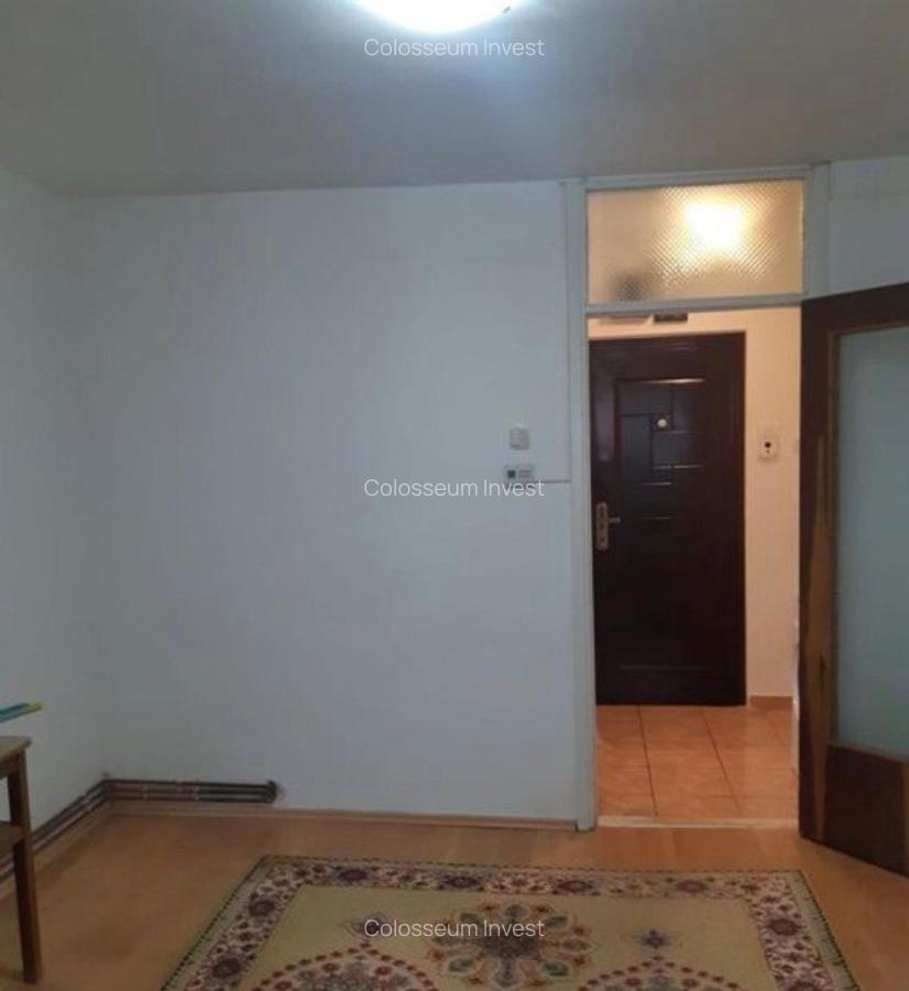 Garsoniera semidecomandat - zona Centrul Vechi - 2