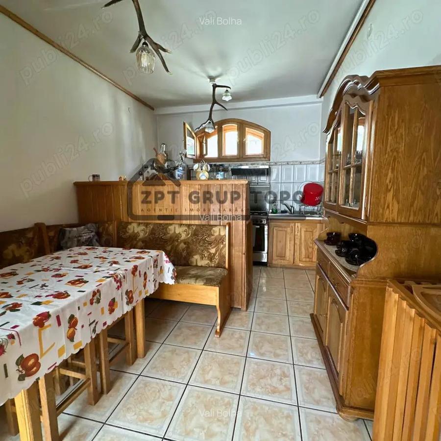 Casa de vanzare in centrul localitati Gurbediu. - 4