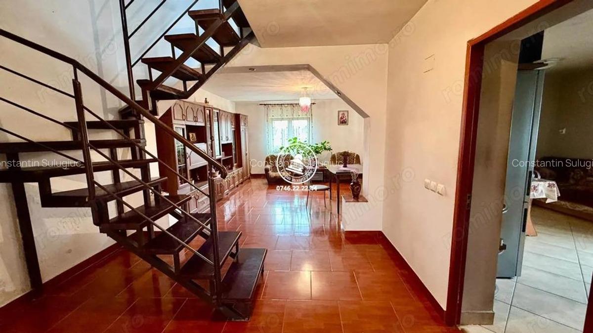 Vila de vanzare in CUG - 16