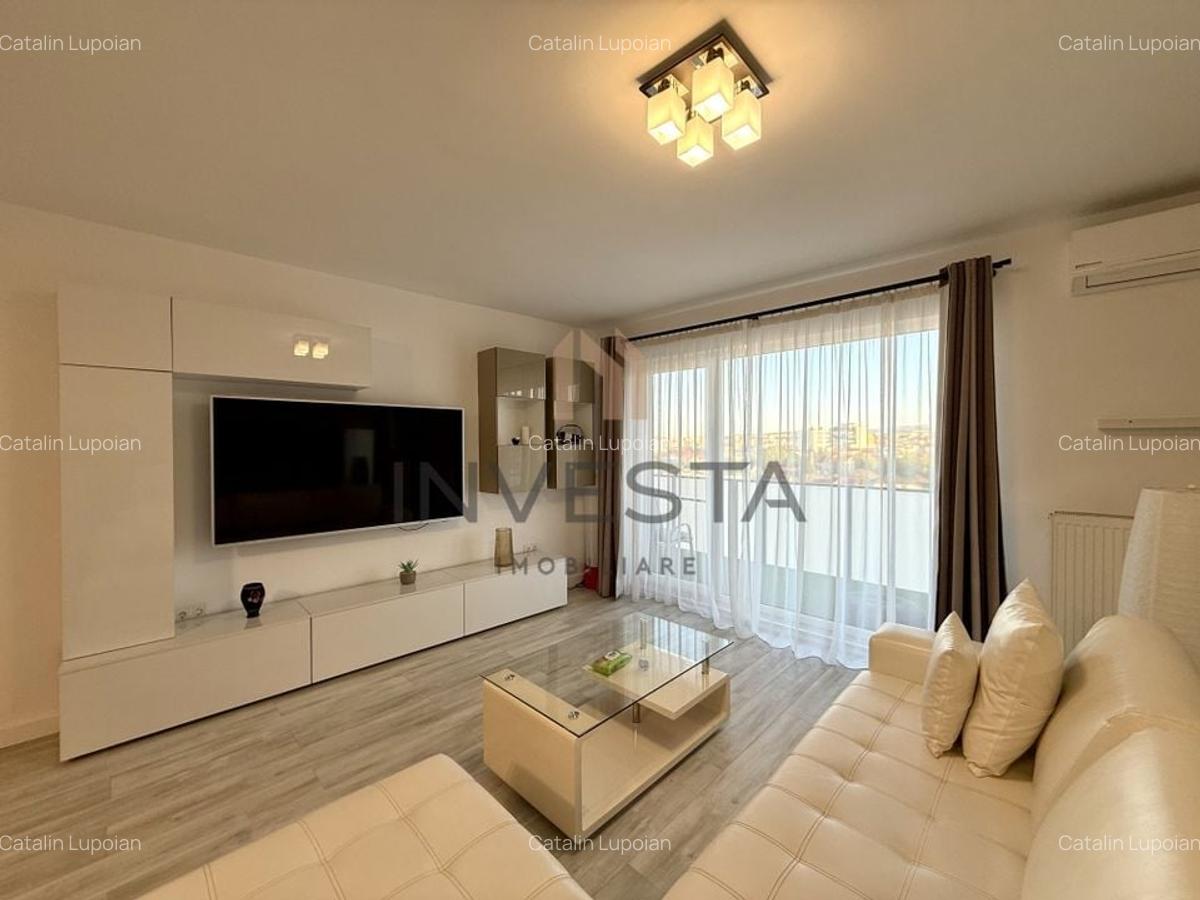 Apartament elegant cu 3 camere și terasă generoasă - zona centrală - 1