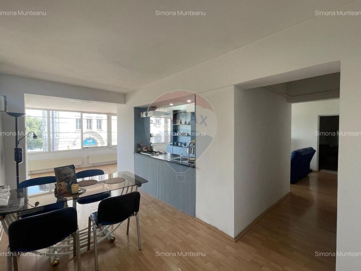 Apartament cu 6 camere circular, mobilat în Faleză - 7