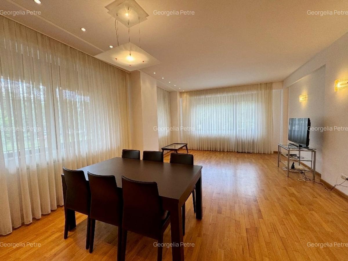 Apartament spatios cu terasa 20mp, garaj si boxa// Clucerului - 17