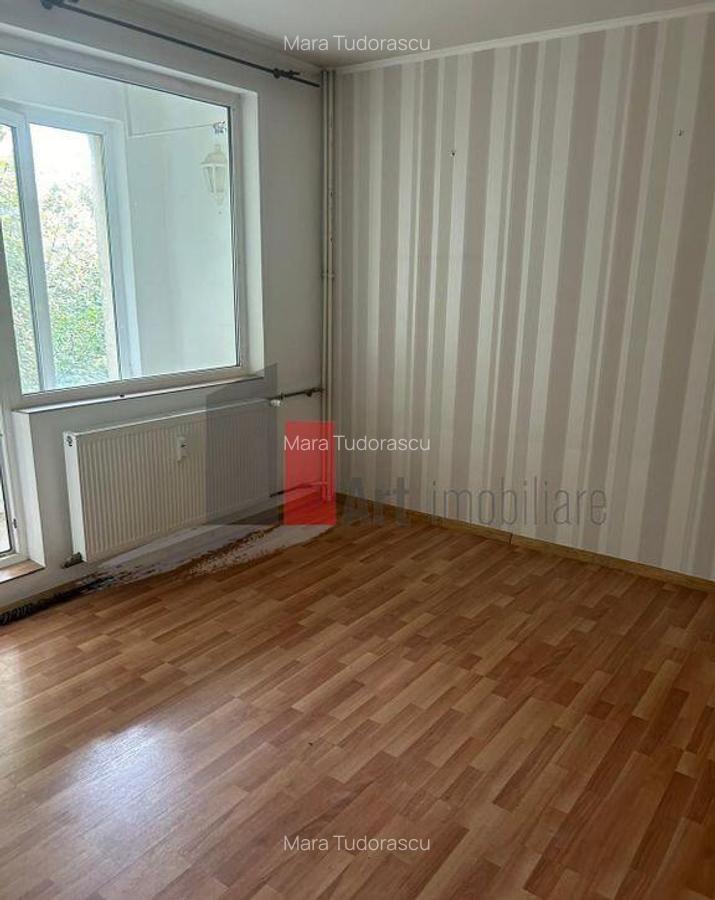 Vanzare apartament 4 camere decomandat Bd. Brancoveanu ... - 1