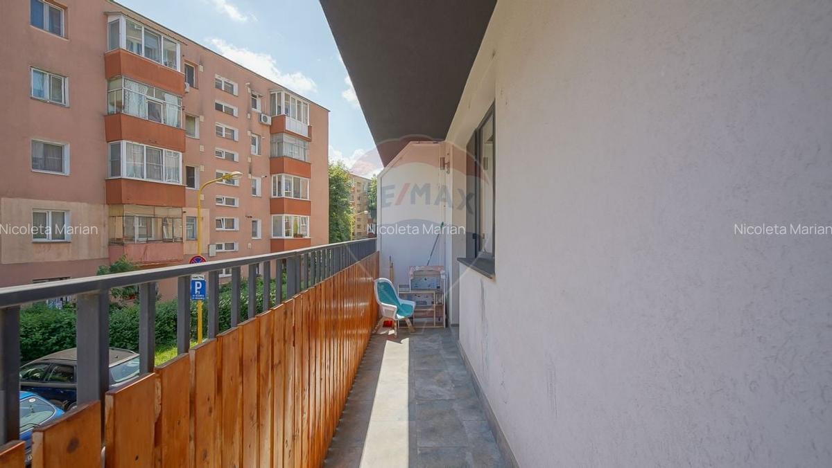 Apartament cu 3 camere decomandat, mobilat în Florilor - 17
