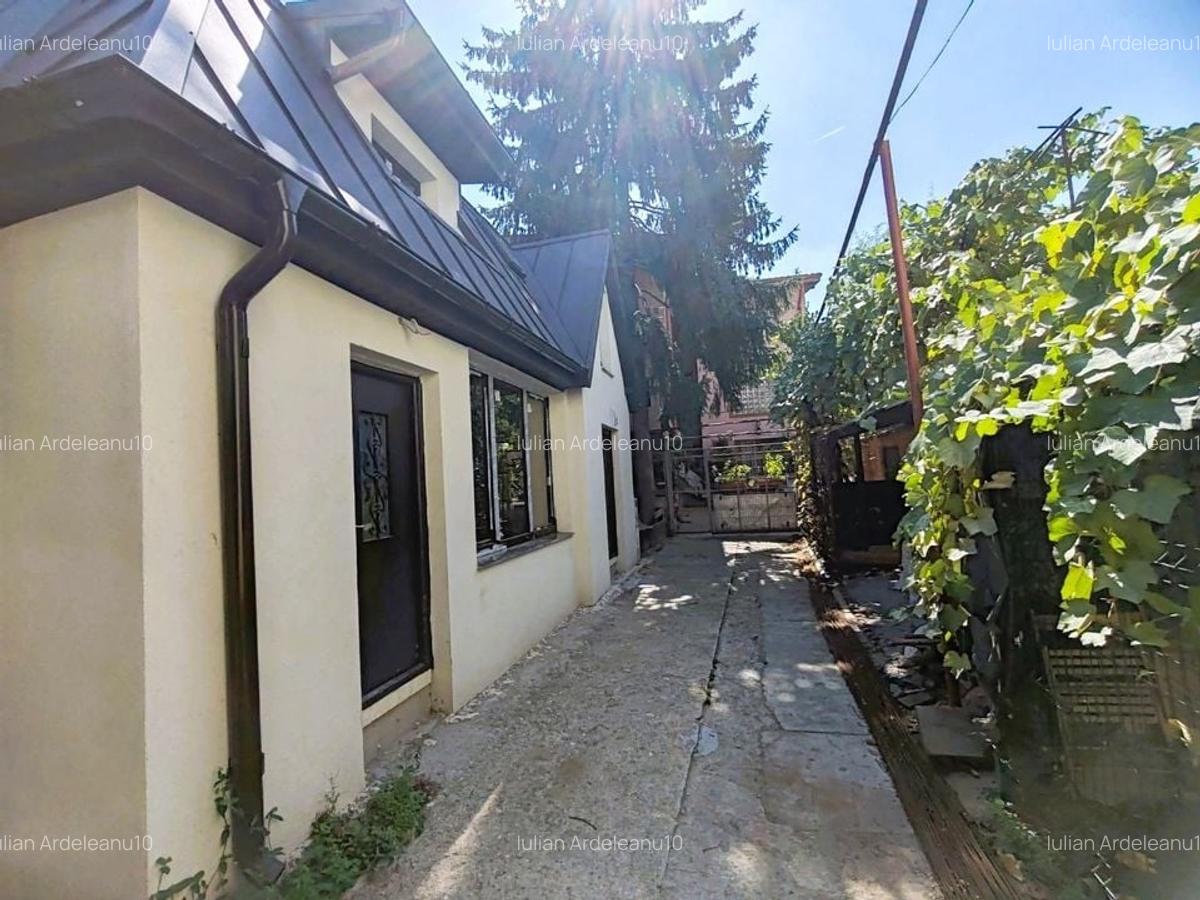 Casă 4 Camere, 110 m?, Curte 40 m?, 2 Loc. Parcare, Stefan cel Mare - 19