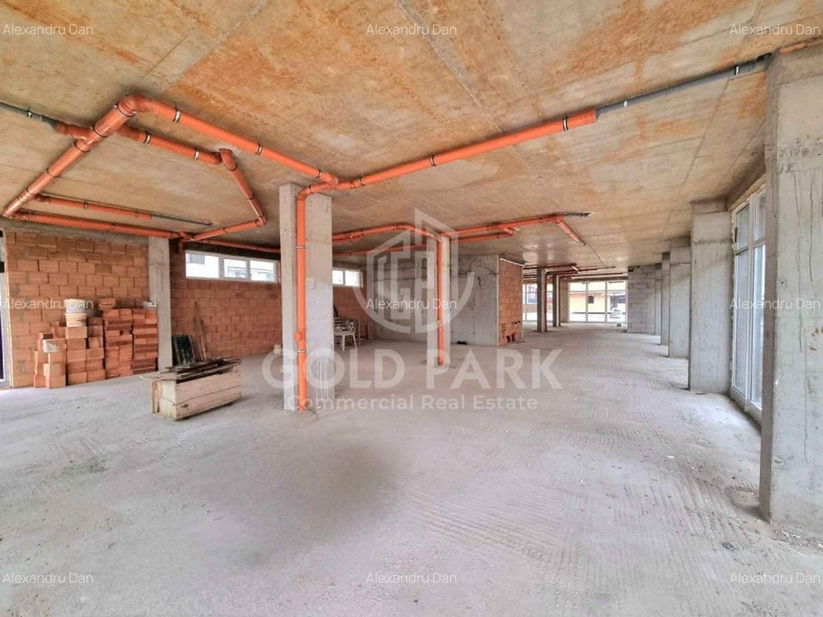 Spatiu Comercial - Zona Floresti - 320 mp - Bloc Nou - 11