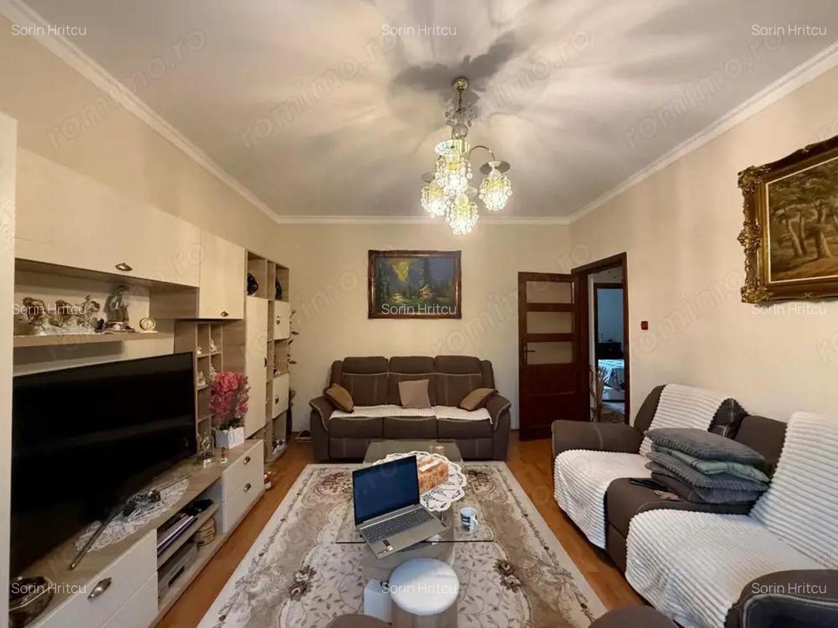 Apartament 3 Camere de Vanzare Calea ?agului Comision 0% - 3