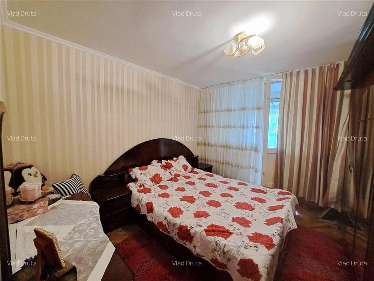 Apartament cu 3 camere decomandat în Central - 6