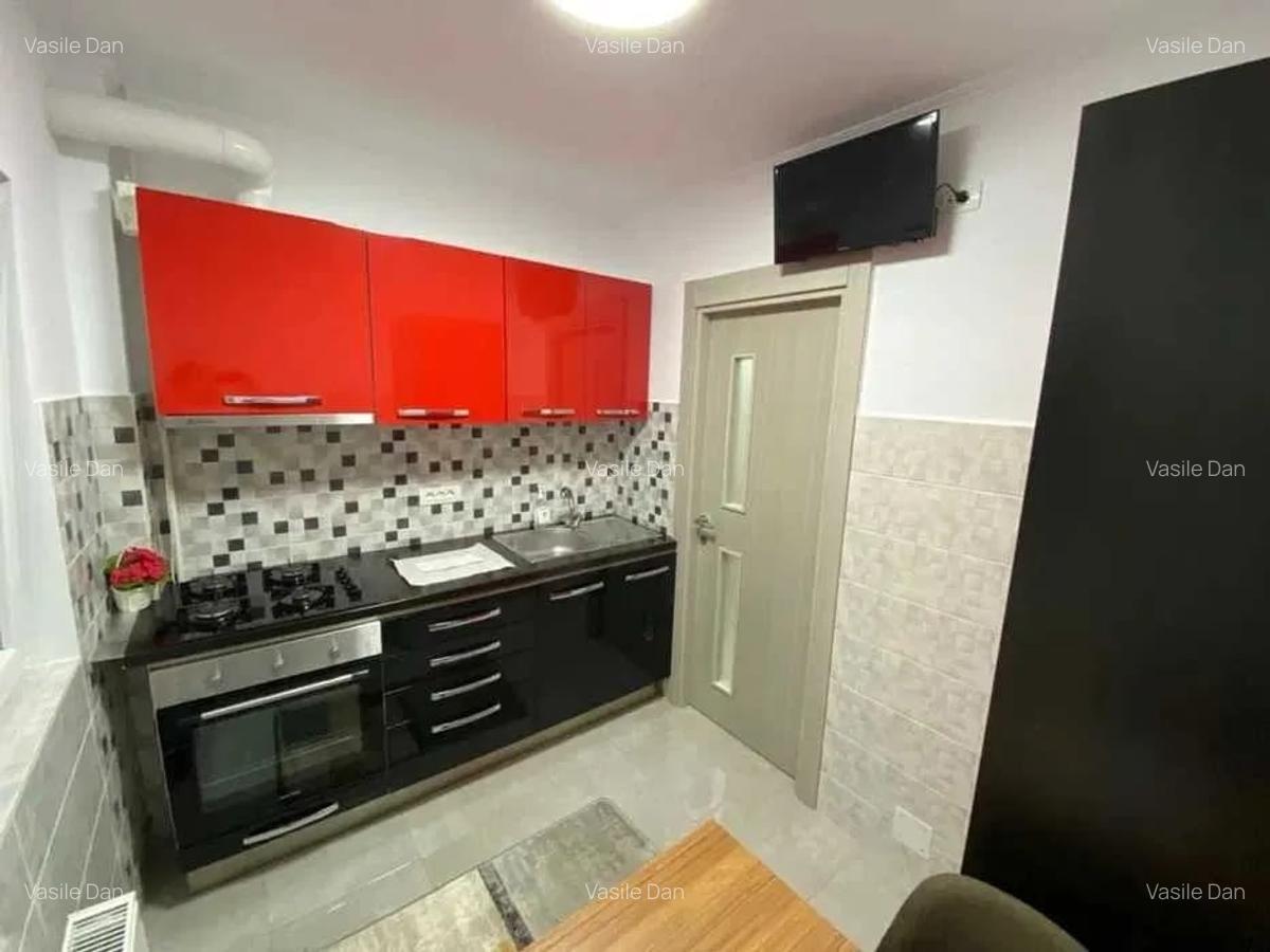Vitan - Mihai Bravu | Garsoniera renovata modern | Balcon - 3
