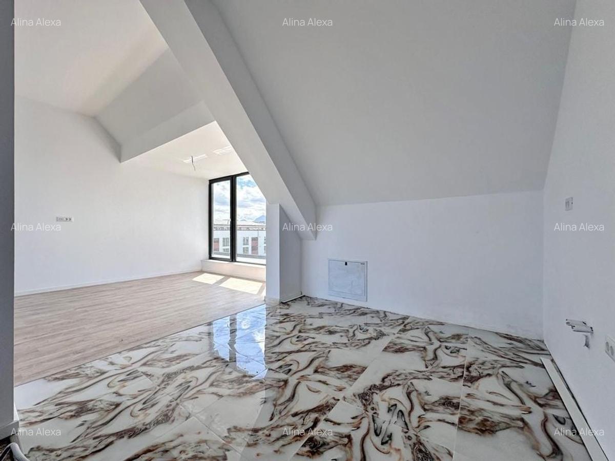 Apartament cu 3 camere decomandat în Tractorul - 8