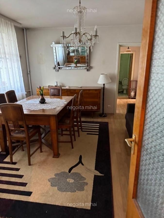 Apartament cu 3 camere semidecomandat în Obor - 3