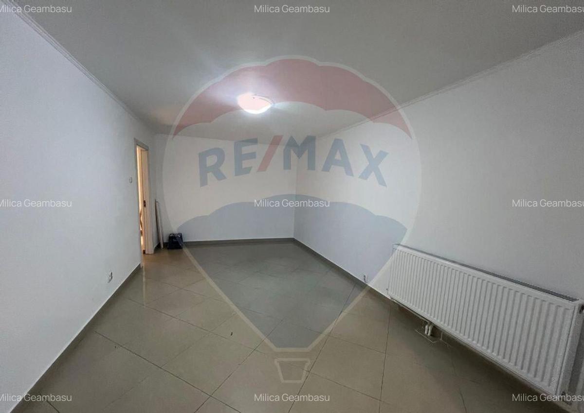 Spa?iu comercial zona pietii - 7