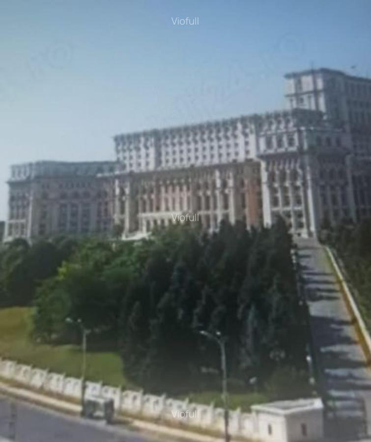 Uirii  Centru Civic Casa Poporului - 1