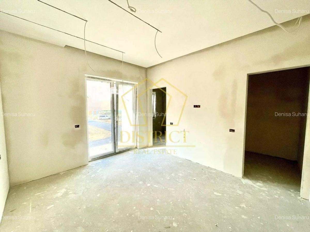 Duplex cu 5 camere, despărțit prin camera tehnica | Mosnita Noua - 4