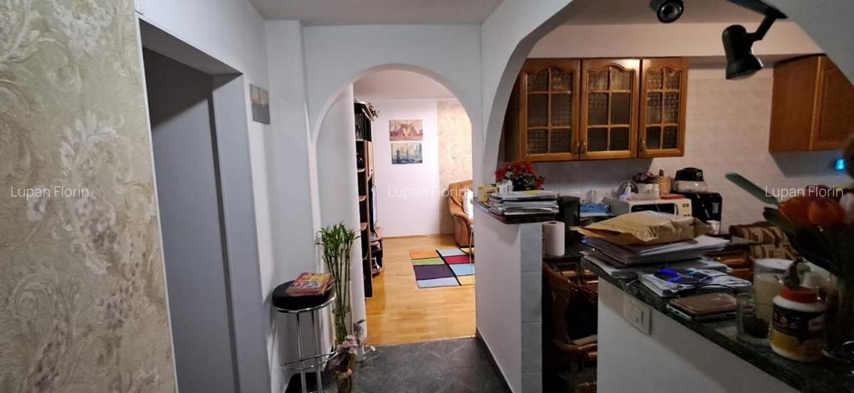Aviatiei 4 camere decomandate, direct propietar, comision 0% - 5