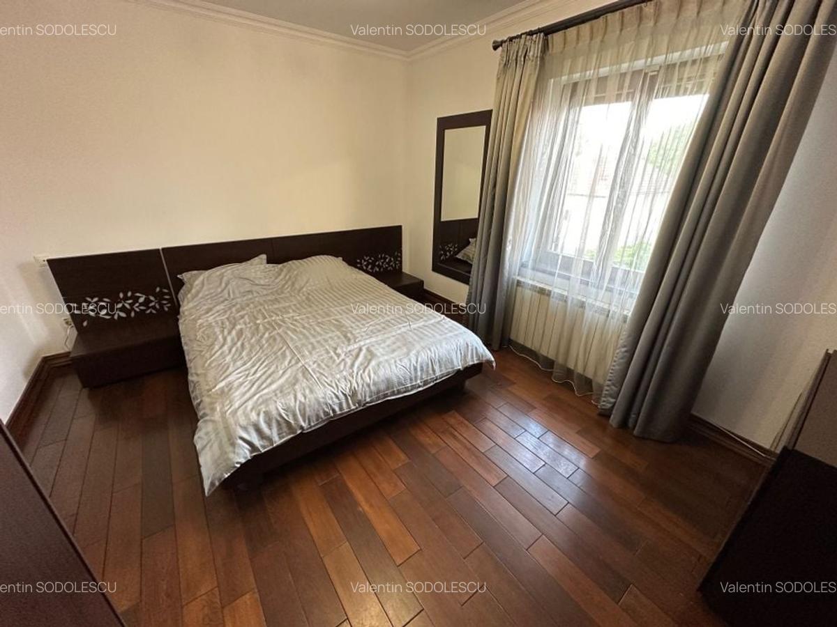 Apartament cu 3 camere decomandat în Lipovei - 9