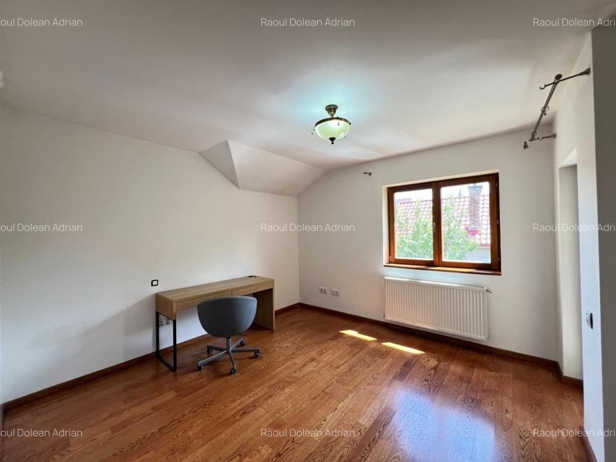Vila cu  4 camere , 180 mp, curte, 5 parcari , terasa, Europa,, Eugen ionesco - 9