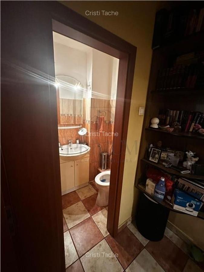 CIRCUMVALATIUNII - ETAJ 1 - BLOC IZOLAT - 4 camere - 2 bai - debara - decomandat - 11