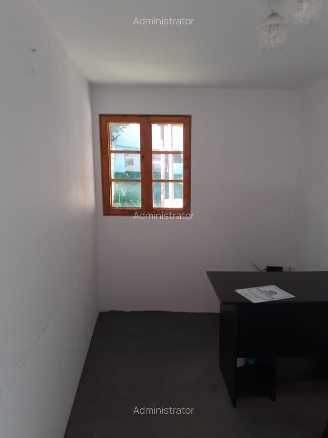 Apartament in vilă+garsoniera+teren centru - 13