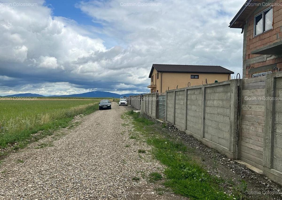Teren de casa intravilan, zona Tarlungeni - Izvor! - 6