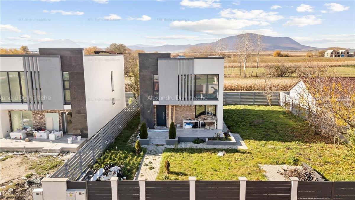 Comision 0 - Casa cu 4 camere in stil mediteran Sanpetru Brasov - 1