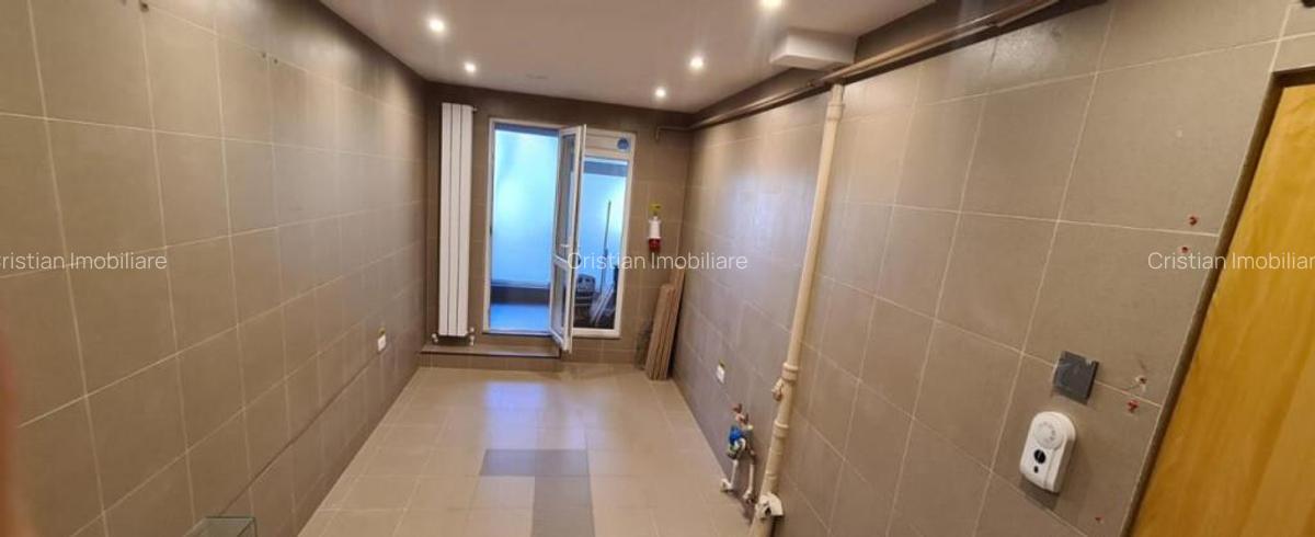 Spatiu Comercial sau Apartament modificat cu VAD COMERCIAL a - 1