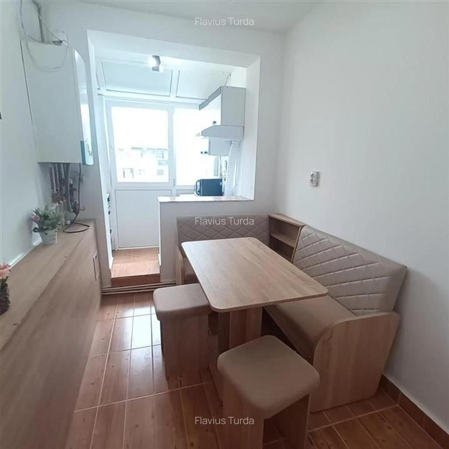 Apartament 3 camere decomandat zona Mihai Viteazu - 2